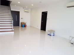 Kuie Pong Loft (D10), Apartment #594991361